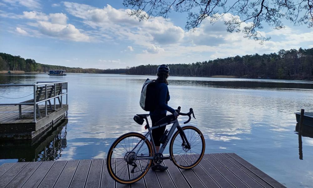 Cyclist at the Haussee in Himmelpfort, Photo: Michelle Engel, Licence: TV Ruppiner Seenland