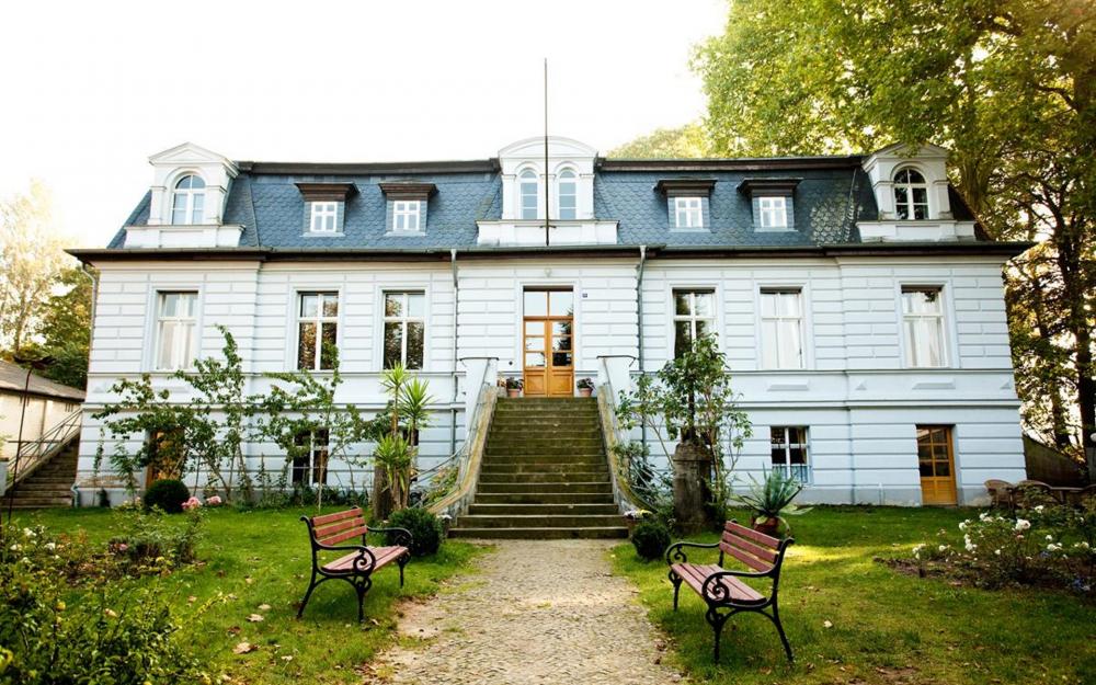 Boltenhof Manor