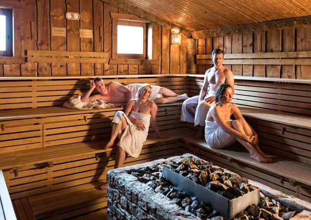 NaturTherme Templin Sauna innen, Foto: Tom Schweers, Lizenz: NaturThermeTemplin GmbH NaturTherme Templin Sauna innen, Foto: Tom Schweers, Lizenz: NaturThermeTemplin GmbH