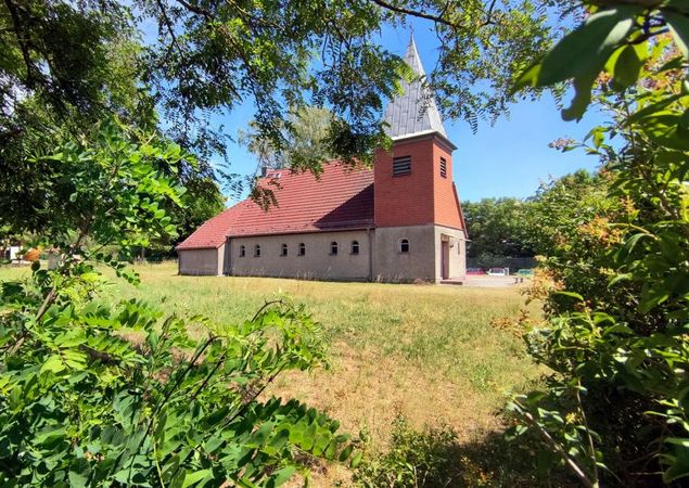 Church exterior view, photo: Anke Treichel, license: REGiO-Nord mbH