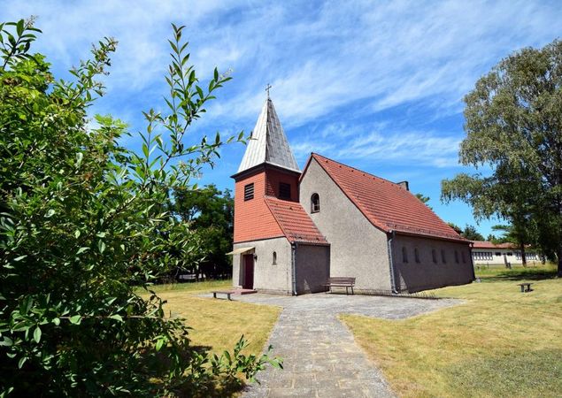 Church exterior view, photo: Anke Treichel, license: REGiO-Nord mbH