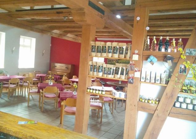 Blick ins Cafe, Foto: Elke Schmälzle Blick ins Cafe, Foto: Elke Schmälzle