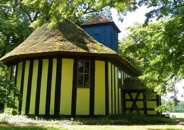 Kirchlein im Grünen in Alt Placht, Foto: Jana Thum Kirchlein im Grünen in Alt Placht, Foto: Jana Thum