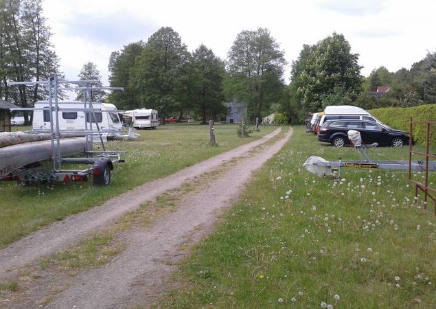 Campingplatz am Röblinsee - Campingwiese, Foto: Jörg Kietzmann, Lizenz: Jörg Kietzmann