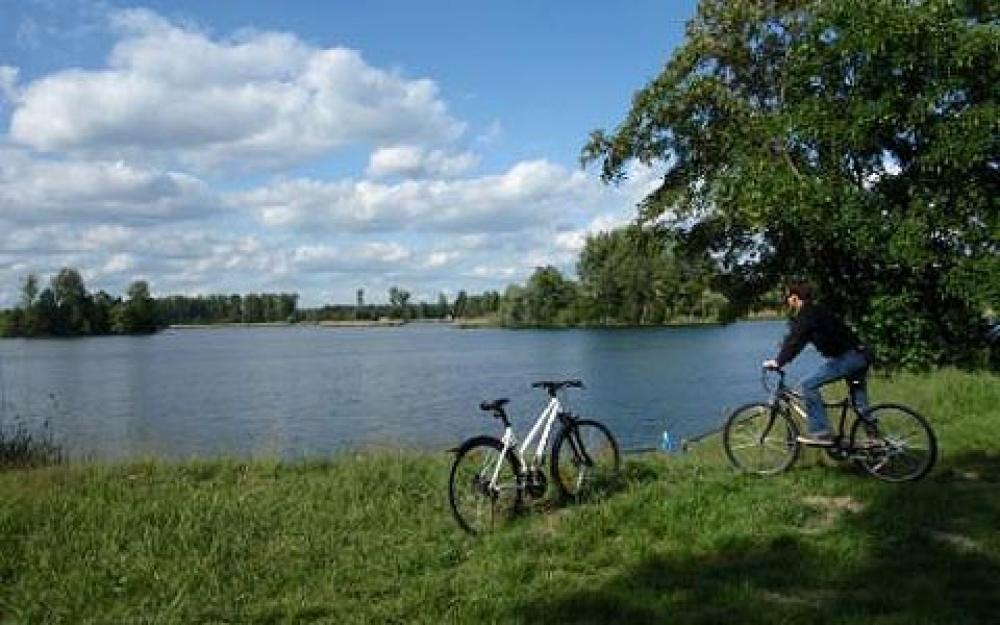 Lakes Culture Cycle Route