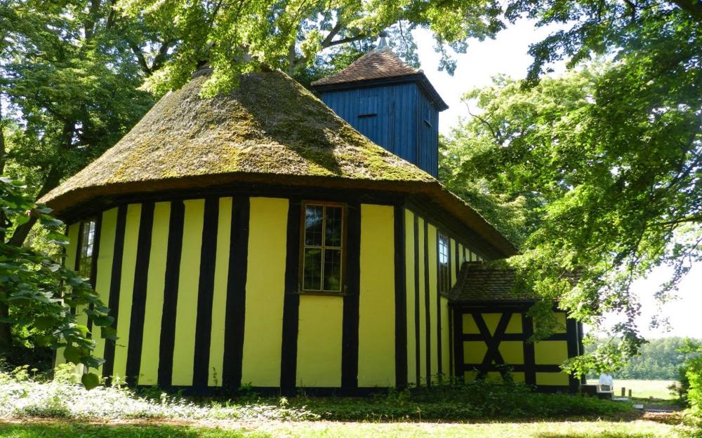 Kirchlein im Grünen in Alt Placht, Foto: Jana Thum Kirchlein im Grünen in Alt Placht, Foto: Jana Thum