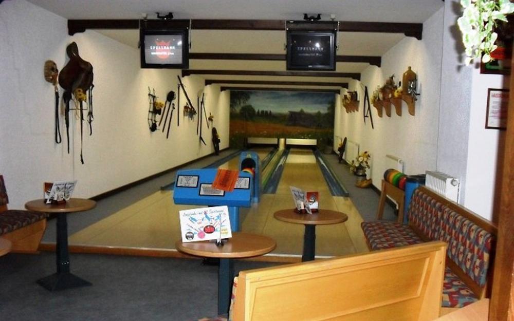 Bowling alley at the "Zur Fähre" inn