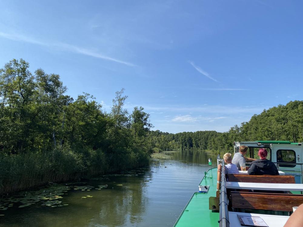 Woblitzrundfahrt Fahrgastschiff Möwe Lychen, Foto: Alena Lampe Woblitzrundfahrt Fahrgastschiff Möwe Lychen, Foto: Alena Lampe