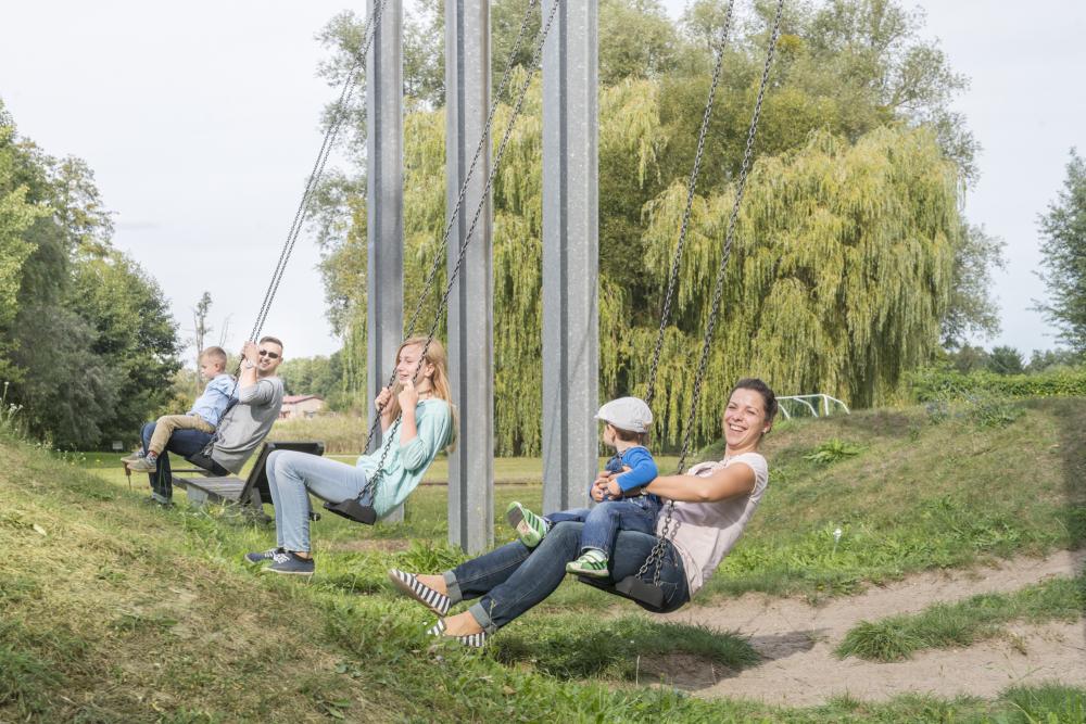 Abenteuerspielwiese, Foto: Susanne Wernike, Lizenz: Ziegeleipark Abenteuerspielwiese, Foto: Susanne Wernike, Lizenz: Ziegeleipark