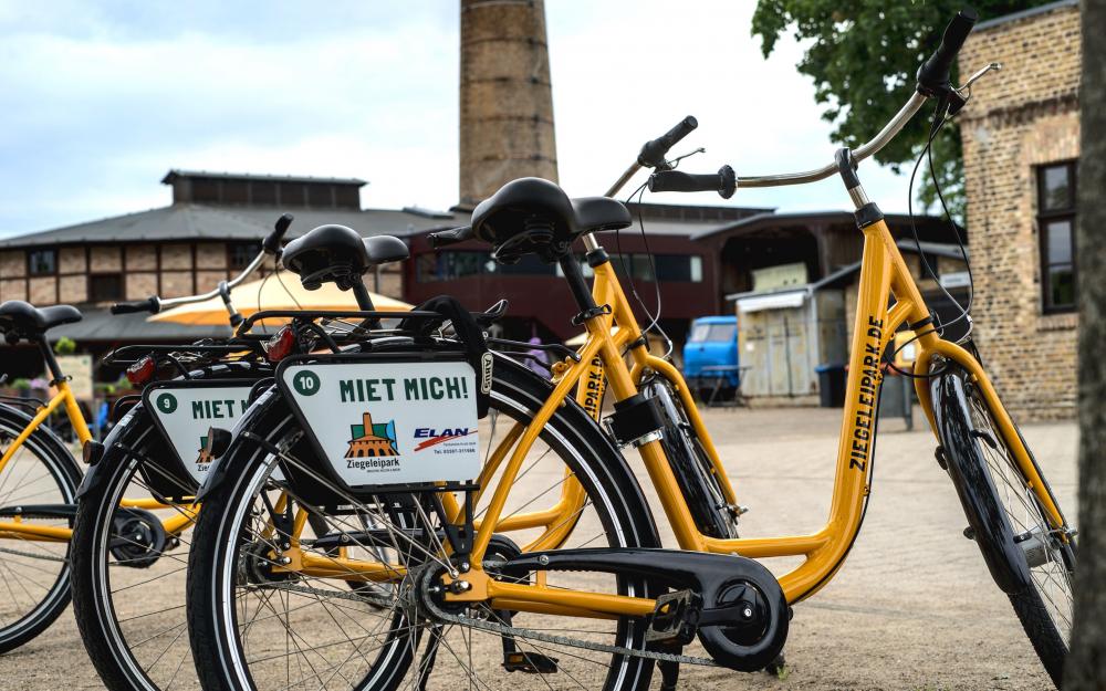 Bicycle rental at the Mildenberg Brickworks Park