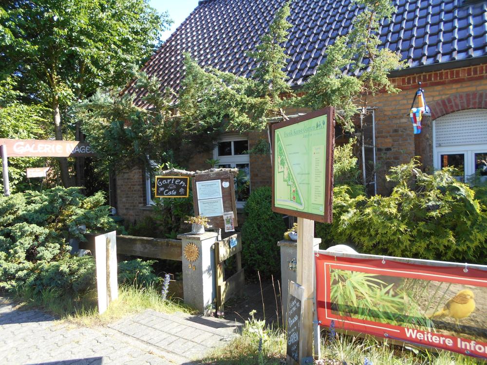 Eingangsbereich Exotik-Kunst Garten Jens Nagel, Foto: Exotik-Kunst-Garten