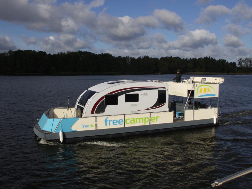 Bootsurlaub im eigenen Campingmobil, Foto: Stefan Schröder, Lizenz: freecamper boot & camping GmbH Bootsurlaub im eigenen Campingmobil, Foto: Stefan Schröder, Lizenz: freecamper boot & camping GmbH